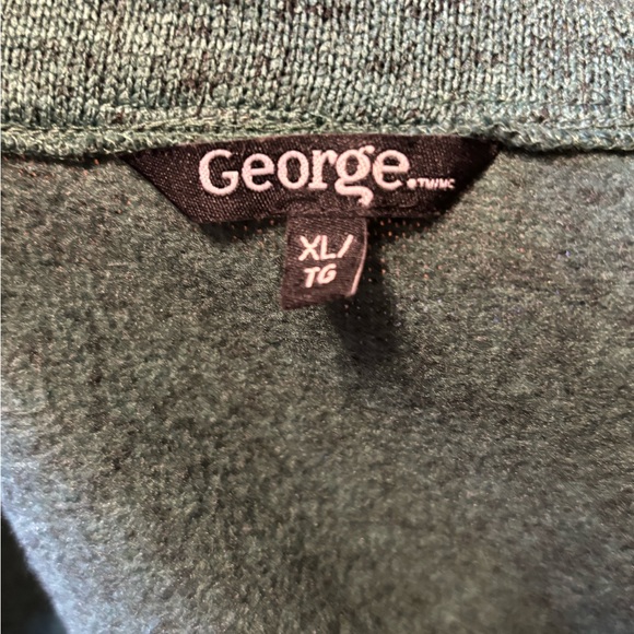 GEORGE-NWOT Zip Up Ladies XL Sweater - Picture 2 of 3